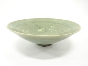 高麗青磁　雲鶴　茶碗